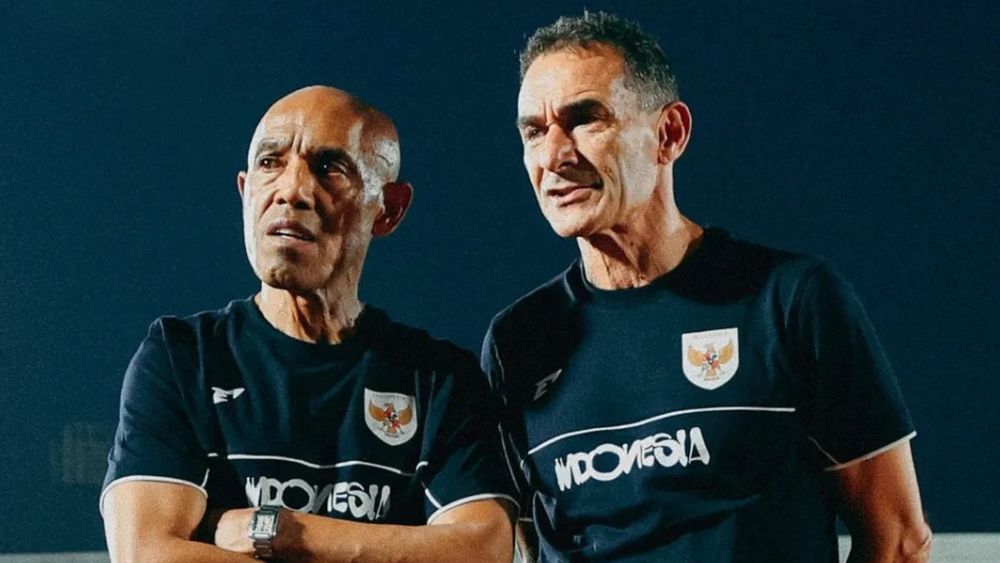 Simon Tahamata Si ‘Mata Elang’! Bantu Vanenburg Persiapkan Timnas U-23 untuk Piala AFF 2025