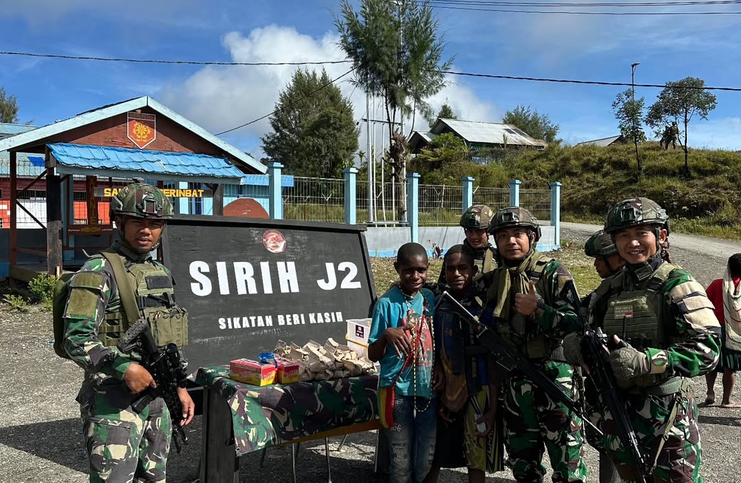 TNI Satgas Yonif 500/Sikatan Hadirkan Cinta Kasih di Intan Jaya Lewat Program SIRIH