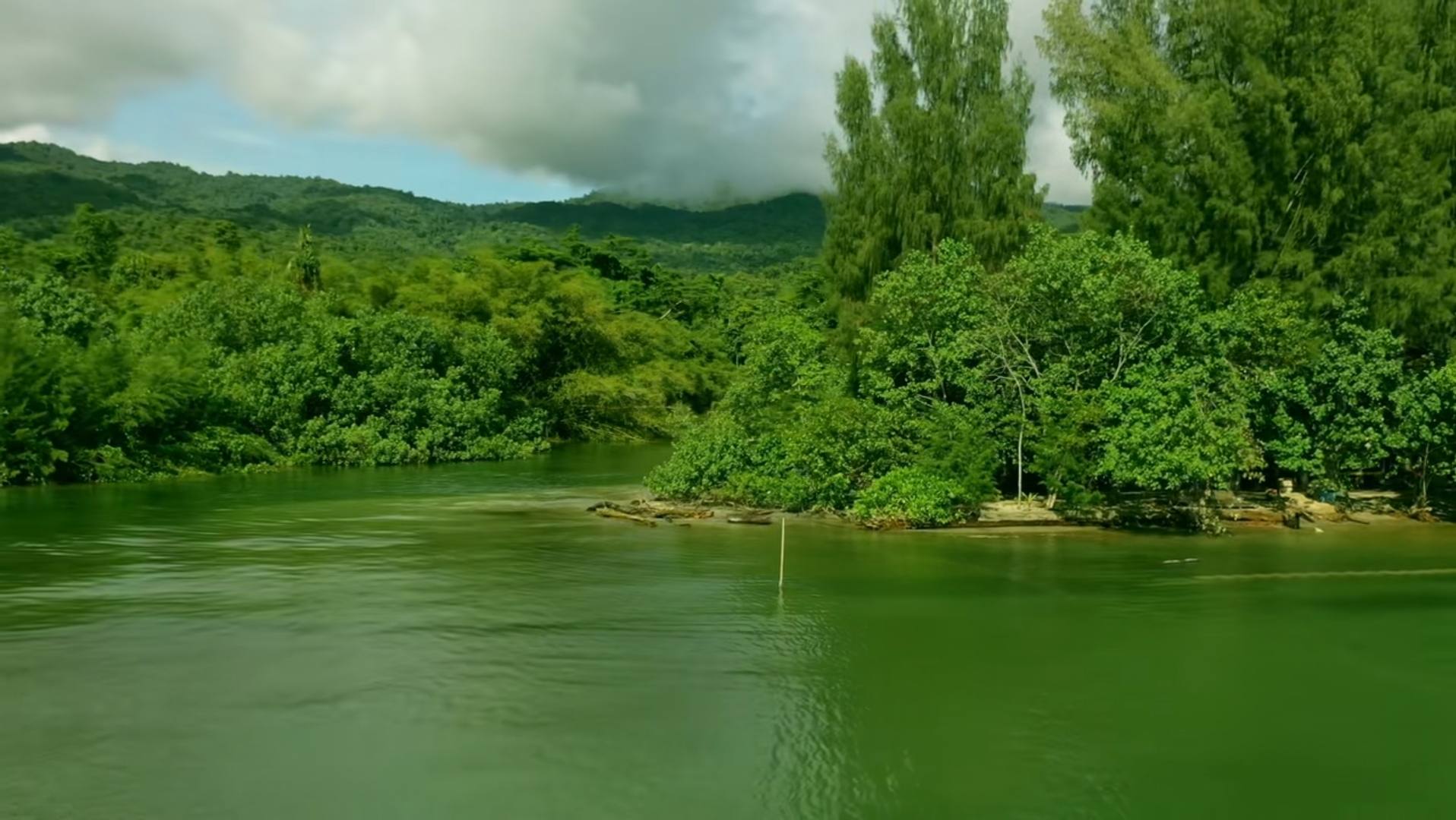 Misteri Tempat-Tempat Keramat di Kampung Yaur, Surga Tersembunyi di Nabire Papua yang Tak Banyak Diketahui!