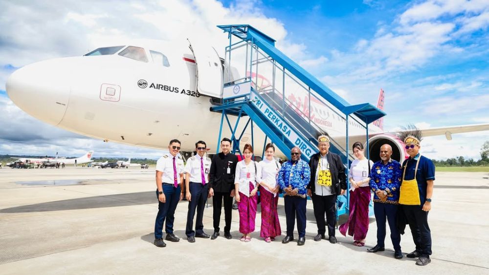 Bandara Douw Aturure Nabire Terima Pendaratan Perdana Airbus A320 Batik Air