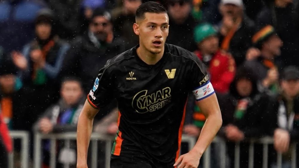 Kapten Timnas Indonesia Jay Idzes Jadi Rebutan, Aston Villa Turun Gunung