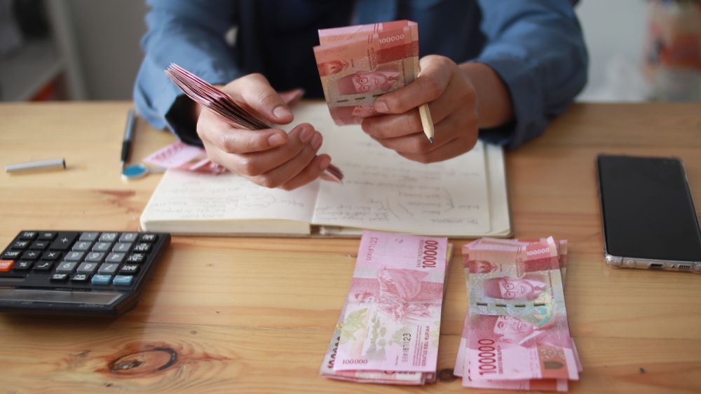 Cara Mengatur Keuangan Bulanan Agar Tidak Boros