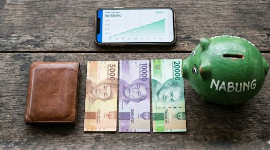 Mulai dari Rp5.000 Per Hari: Rahasia Menabung Walau Gaji Pas-pasan