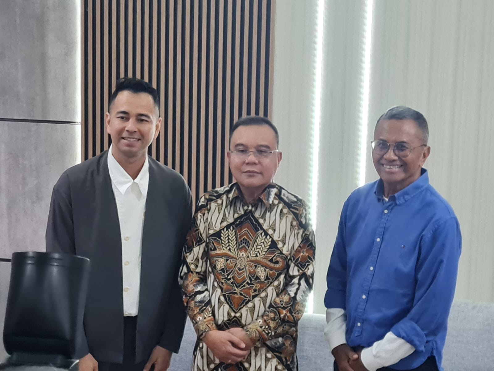 Sufmi Dasco dan Raffi Ahmad Kunjungi Kantor Disway, Dahlan Iskan Sambut Hangat