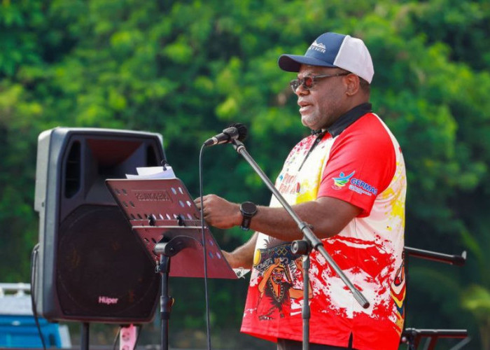 HUT ke-3 Papua Tengah: Nawipa Tegaskan Komitmen untuk Provinsi Sehat dan UMKM Tangguh