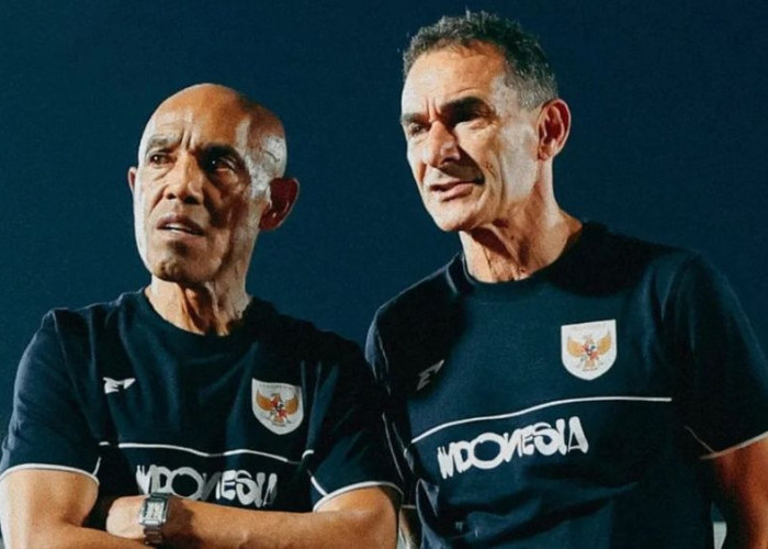 Simon Tahamata Si ‘Mata Elang’! Bantu Vanenburg Persiapkan Timnas U-23 untuk Piala AFF 2025