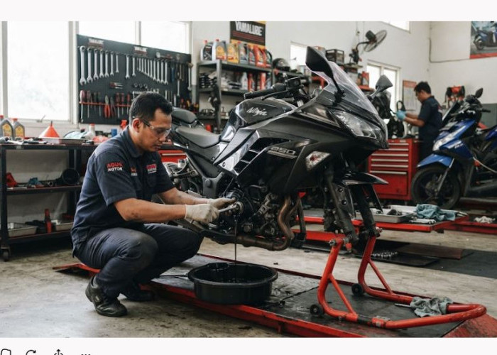 Jangan Tunggu Mesin Kasar, Ini Jarak Ideal untuk Ganti Oli Motor