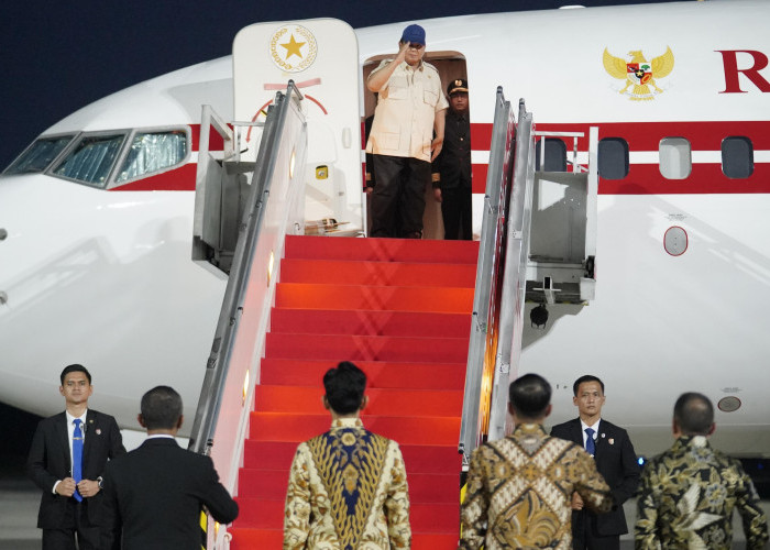 Prabowo Subianto Berangkat ke Singapura Bertemu Presiden dan PM, Bahas Kerja Sama Strategis