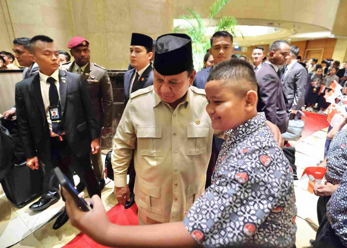 Prabowo Disambut Siswa SD hingga Mahasiswa Indonesia di Singapura: Semangat Terus Pak!