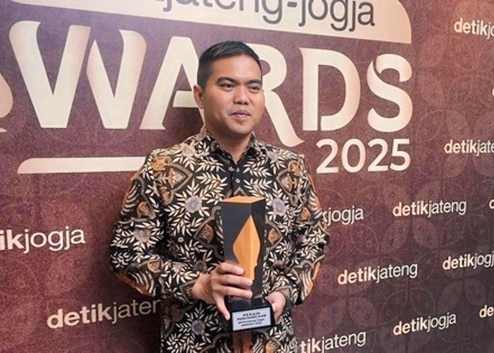 Setahun Berdiri, HS Rokok Terima Penghargaan Program Penyerapan dan Pembinaan Tenaga Kerja Lokal