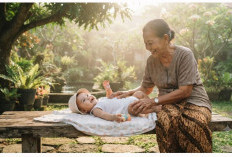 Manfaat Berjemur di Matahari Pagi bagi Bayi dan Lansia, Tak Sekadar Mendapat Vitamin D